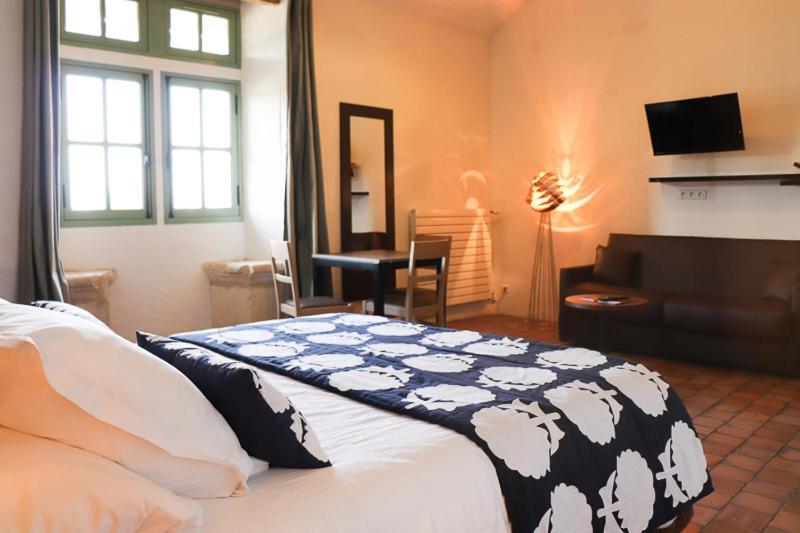 Domaine Du Normandoux, The Originals Relais Otel Tercé Dış mekan fotoğraf
