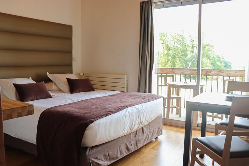 Domaine Du Normandoux, The Originals Relais Otel Tercé Dış mekan fotoğraf